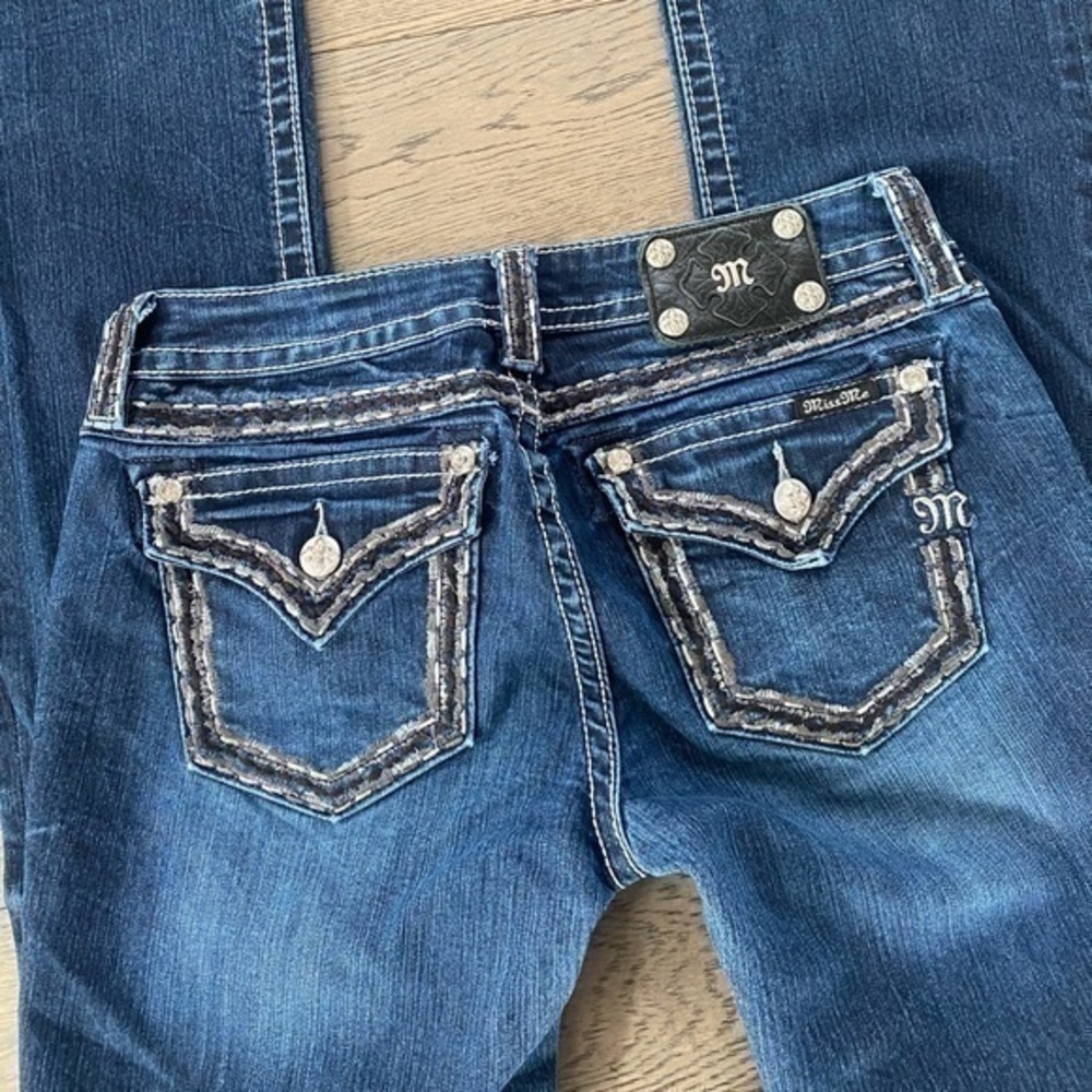 Miss Me Signature Bootcut Jeans - Picture 2 of 12